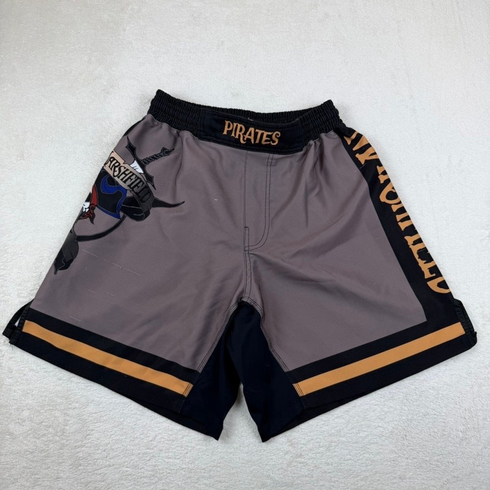Marshfield Pirate Wrestling Fight Shorts Men's Size XL Hoyer MMA Training